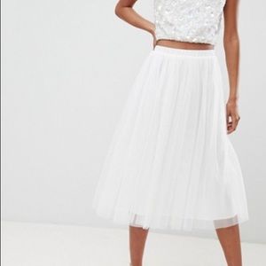 ASOS White tulle skirt NWT